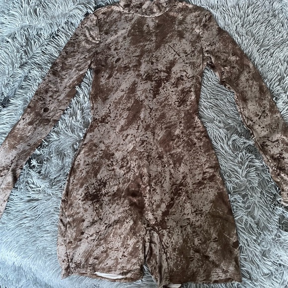 Romper - Picture 5 of 6